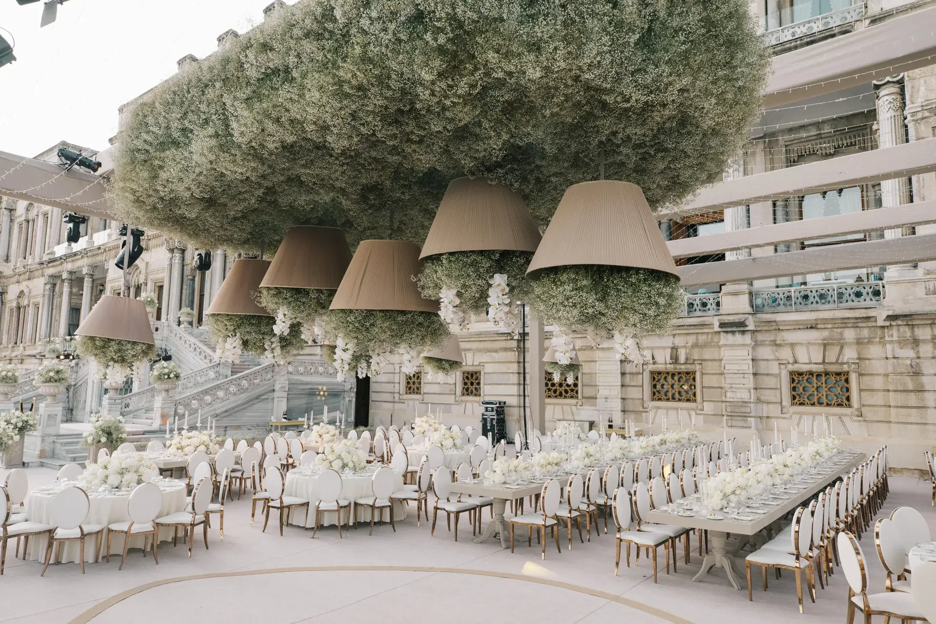 "Melis & Kıvanç's Love Garden: A Timeless